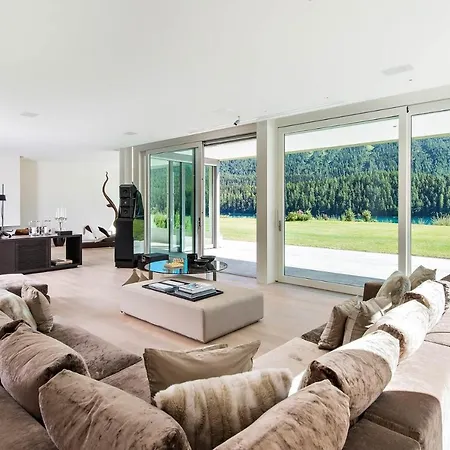 Holiday home Central With Picturesque Mountain & Lake Views
