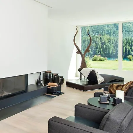 Holiday home Central With Picturesque Mountain & Lake Views